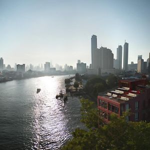 Amdaeng Bangkok Riverside Hotel